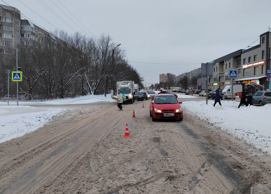 Два мальчика попали под колёса иномарки в Твери
