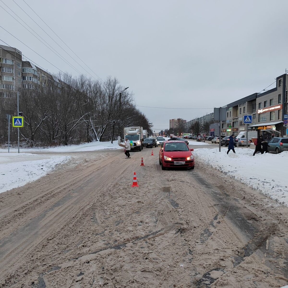 Два мальчика попали под колёса иномарки в Твери