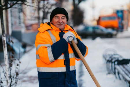 В Тверской области расширили перечень работ, которыми нельзя заниматься мигрантам В Тверской области расширили перечень работ, которыми нельзя заниматься мигрантам