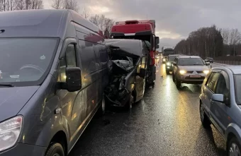 Двое погибли, шестеро пострадали: в страшное ДТП попал автобус Смоленск – Тверь Двое погибли, шестеро пострадали: в страшное ДТП попал автобус Смоленск – Тверь