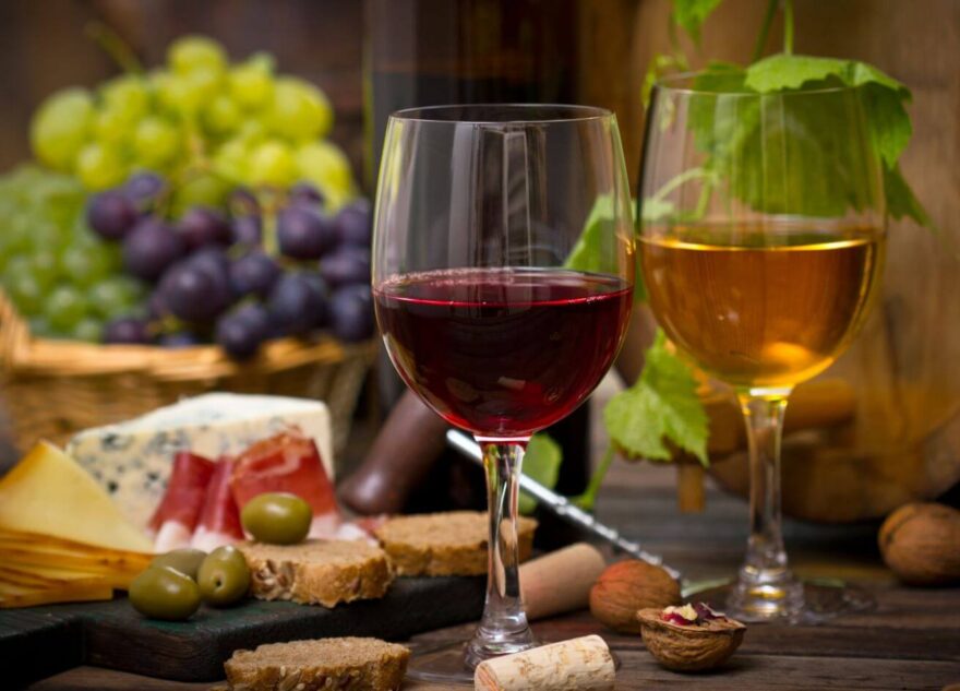 В Роскачестве рассказали, какое вино лучше выбрать на новогодний стол