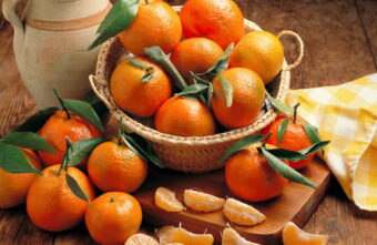 В Роскачестве объяснили, как определить спелость мандаринов