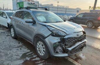 Два человека пострадали в столкновении четырёх иномарок в Твери