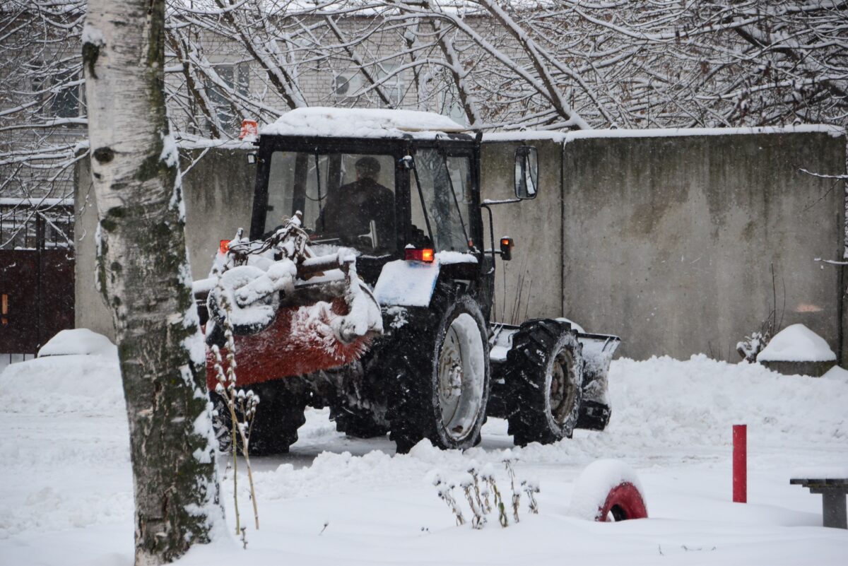 Жители Твери могут пожаловаться на плохое содержание придомовых территорий