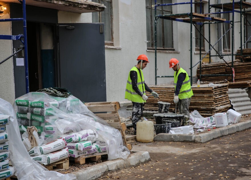 При поддержке службы занятости в Тверской области в 2022 году трудоустроено более 15,6 тысяч жителей