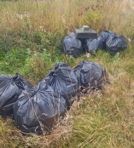 Жители деревни в Тверской области устроили две огромные свалки Жители деревни в Тверской области устроили две огромные свалки