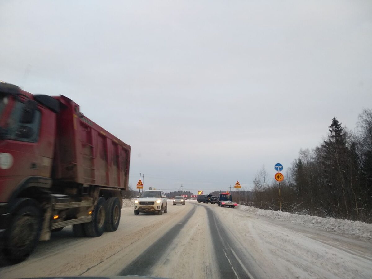 На «Золотом кольце» в Тверской области столкнулись два внедорожника