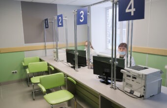 Отремонтированная поликлиника Осташковской ЦРБ начала приём пациентов
