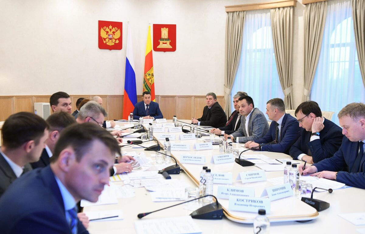 Губернатор Игорь Руденя обсудил с руководством компании «Швабе» вопросы сотрудничества Губернатор Игорь Руденя обсудил с руководством компании «Швабе» вопросы сотрудничества