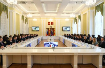 Губернатор Игорь Руденя поставил перед главами муниципалитетов Тверской области задачи на 2023 год Губернатор Игорь Руденя поставил перед главами муниципалитетов Тверской области задачи на 2023 год