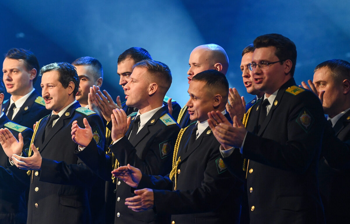 Губернатор Игорь Руденя на встрече с представителями гражданского общества подвел итоги совместной работы