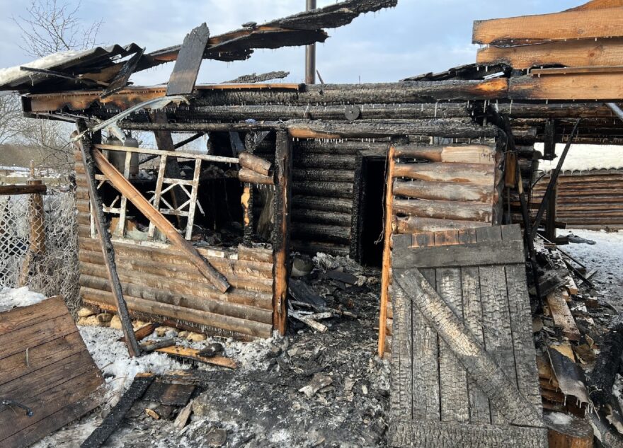 Тело женщины нашли в сгоревшей бане в Тверской области