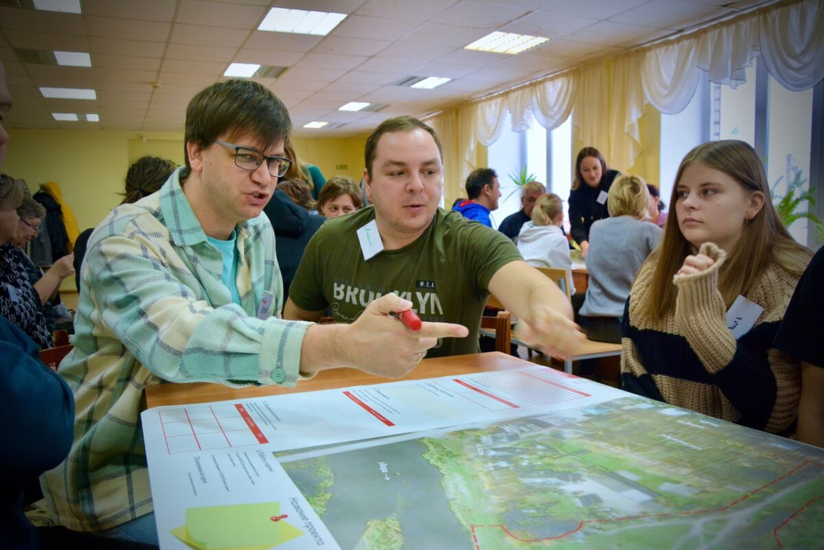 Зубцов собрался на общегородской семинар, чтобы обсудить будущее стрелки