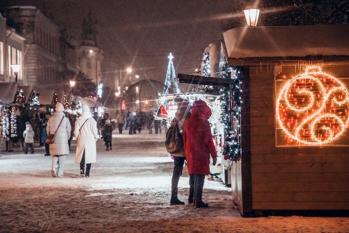 ВТБ: четверть россиян не считает предновогодние распродажи выгодными
