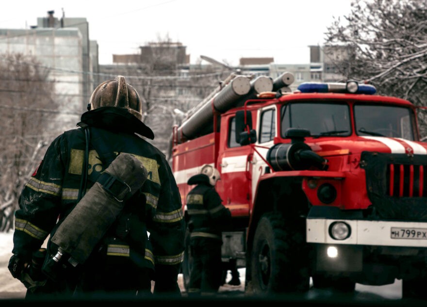 В Тверской области загорелся жилой дом