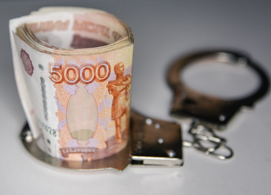 За сбыт поддельных денег житель Твери отправился в тюрьму