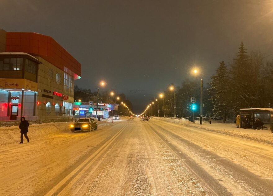 В Твери водитель Audi сбил переходящего дорогу пешехода