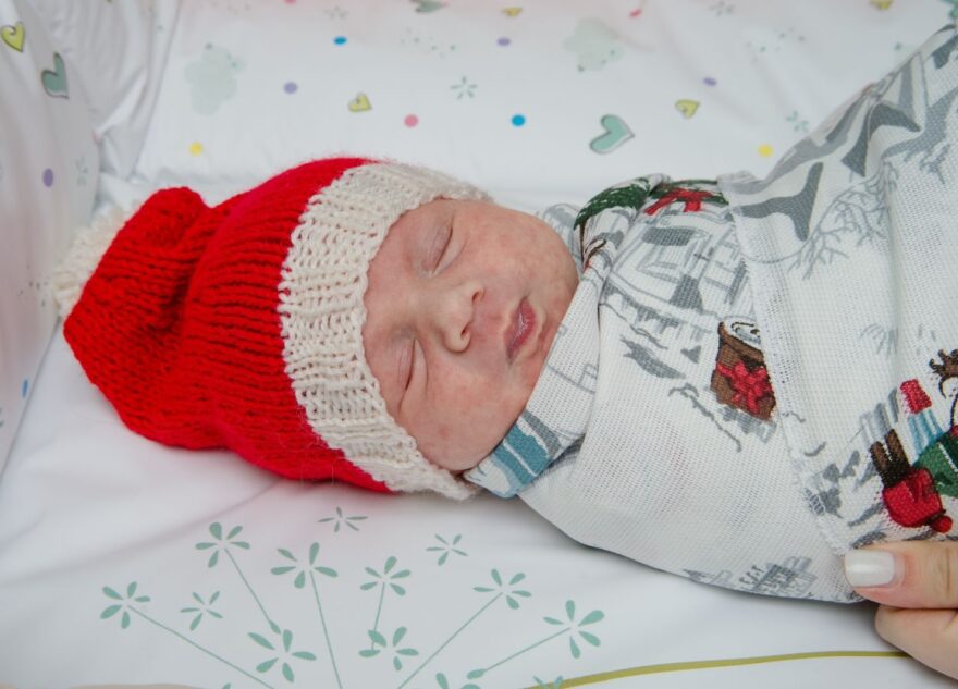 Из перинатального центра в Твери будут выписывать милых новогодних гномиков