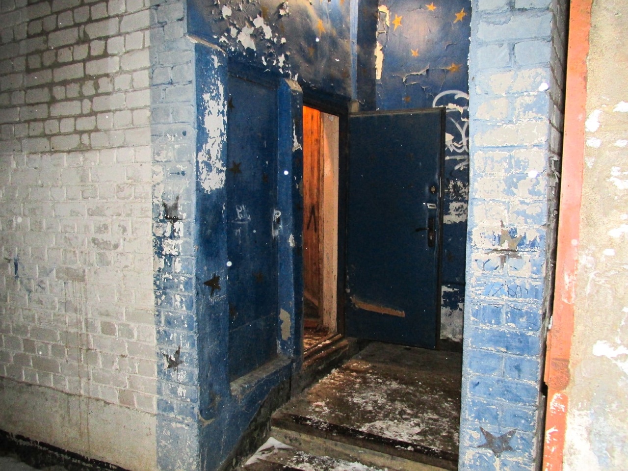 Жителя Тверской области, обвиняемого в убийстве в фотомастерской, взяли под стражу