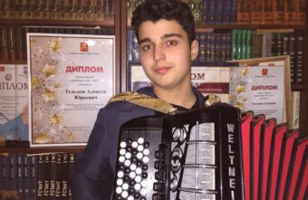 Участник «Голоса» Алексей Тельцов: «А мечта моя простая человеческая…» Участник «Голоса» Алексей Тельцов: «А мечта моя простая человеческая…»