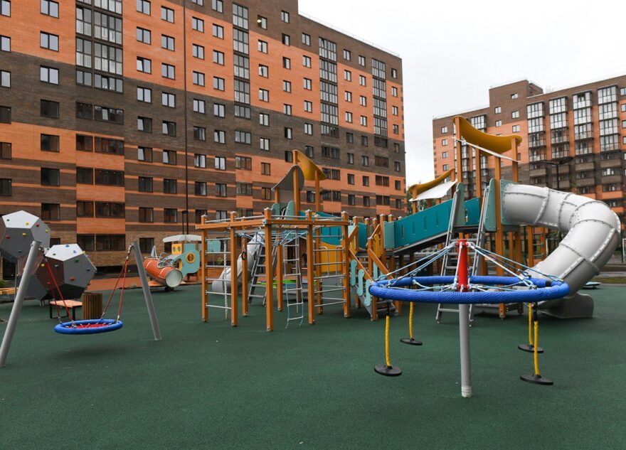 Жители многострадальных Морозовских казарм в Твери переезжают в новые квартиры