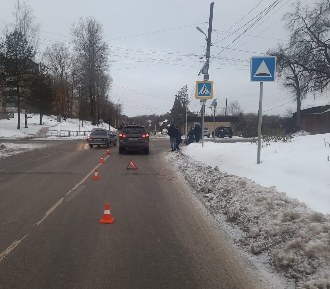 Водитель иномарки сбил женщину на зебре в Тверской области