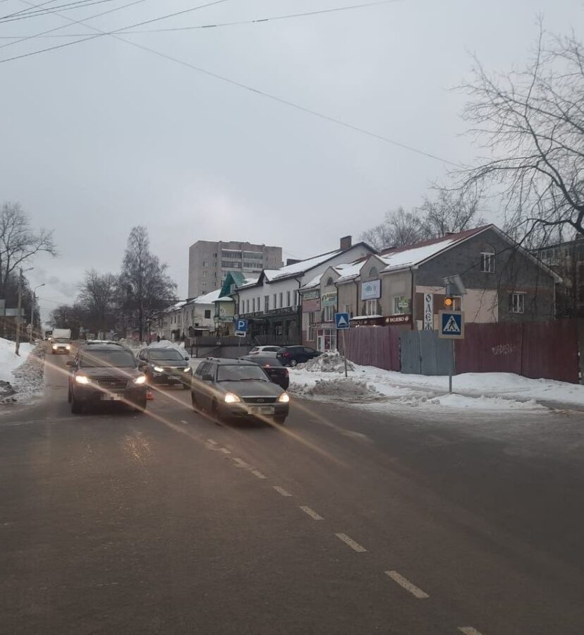 Водитель иномарки сбил женщину на зебре в Тверской области