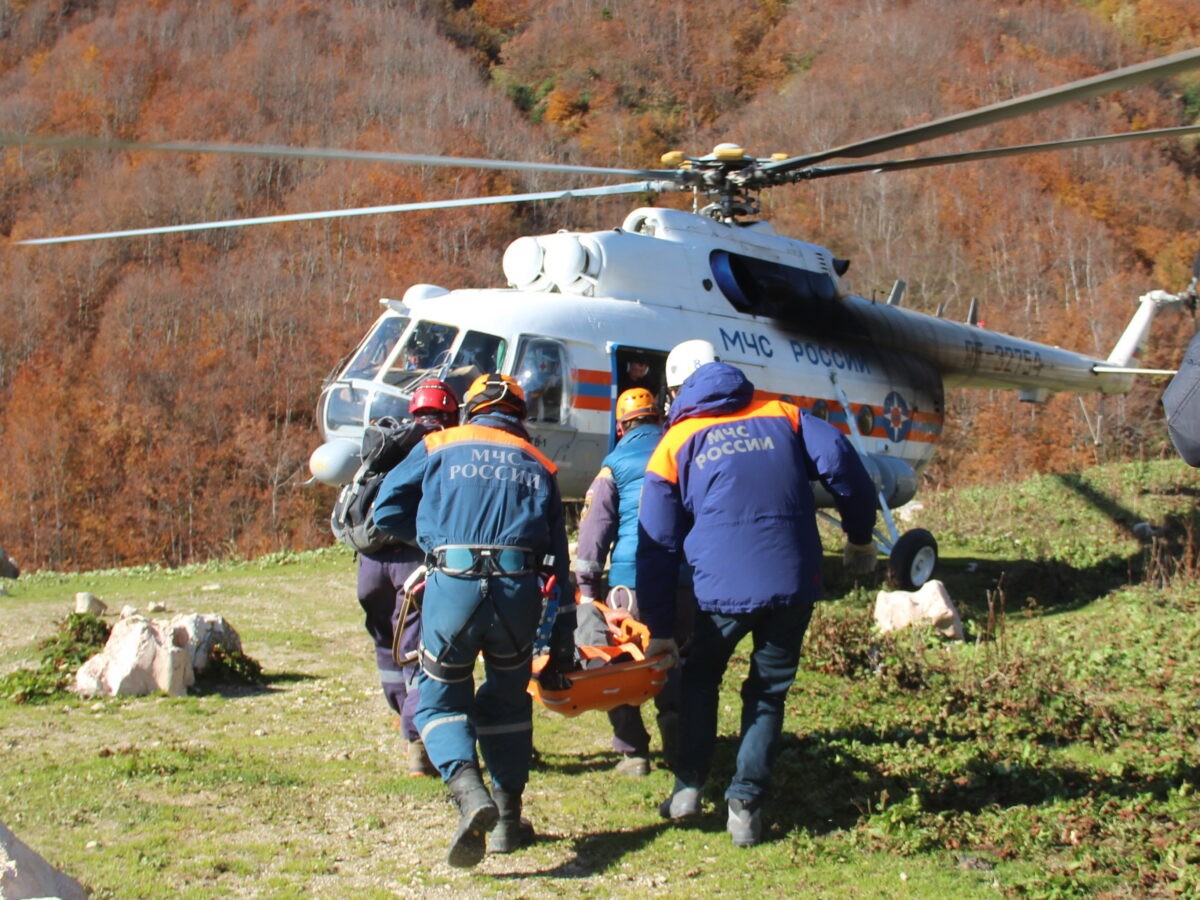 Защита спасателей. Поисково-спасательная служба МЧС России. Аэромобильный спасательный отряд МЧС России. Спасатели ЮРПСО МЧС России. Южный поисково-спасательный отряд МЧС России.