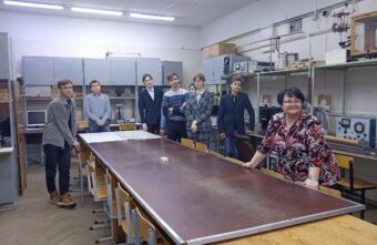 Региональный центр "Орион" познакомил тверских школьников с физико-техническим факультетом ТвГУ