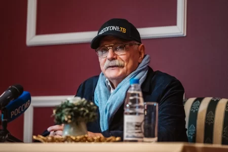 Режиссер Никита Михалков на творческом вечере рассказал, почему любит город Тверь Режиссер Никита Михалков на творческом вечере рассказал, почему любит город Тверь