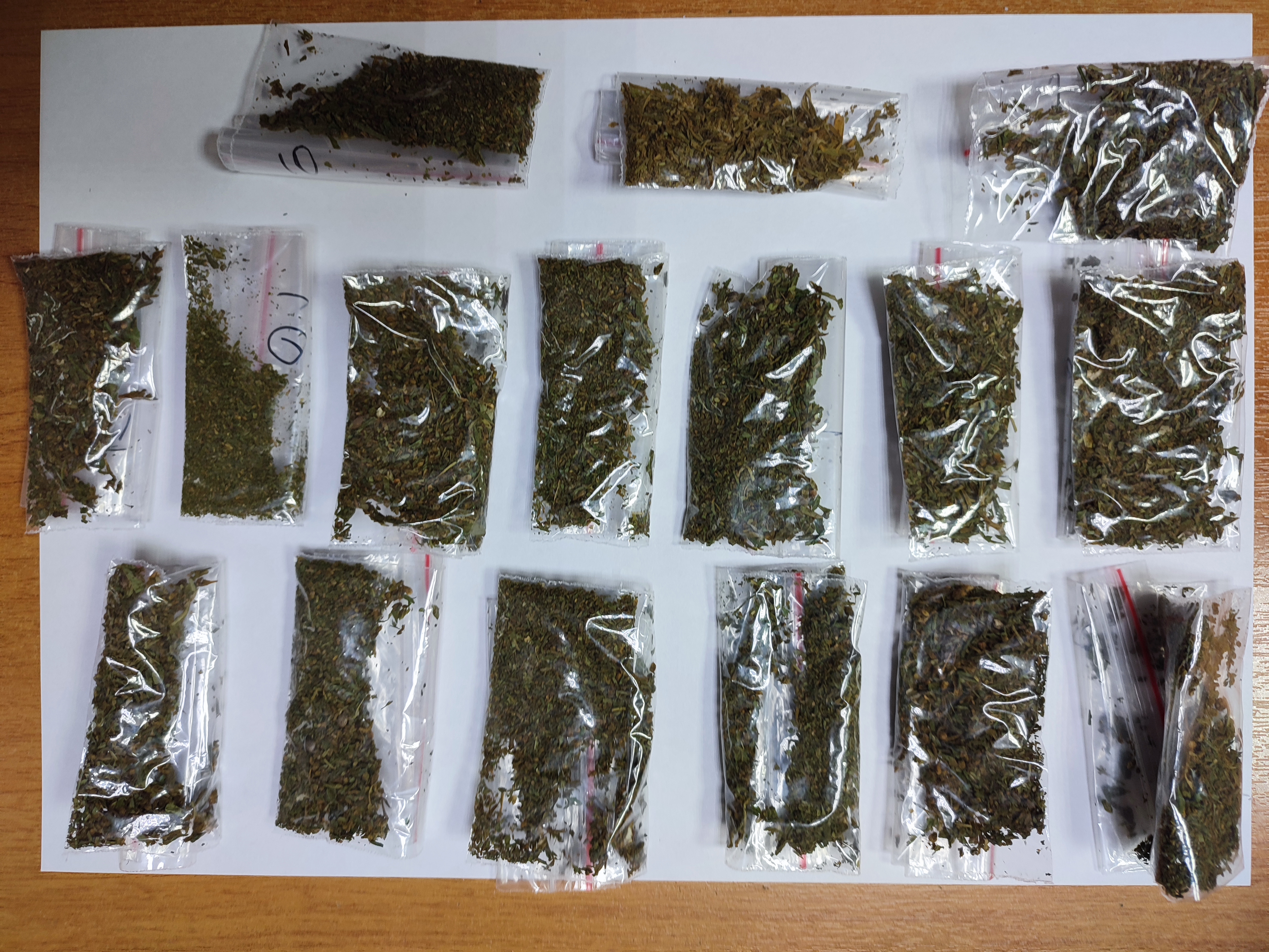 За приобретение и хранение марихуаны будут судить 25-летнего жителя Твери