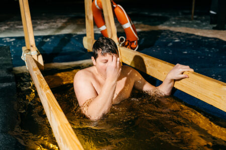 Сотрудники РИА Верхневолжье приняли участие в крещенских купаниях