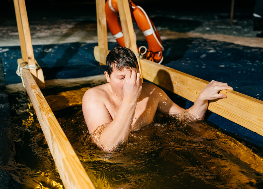 Сотрудники РИА Верхневолжье приняли участие в крещенских купаниях