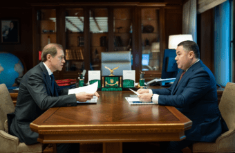 Губернатор Игорь Руденя и министр промышленности и торговли Денис Мантуров обсудили развитие промышленности Тверской области