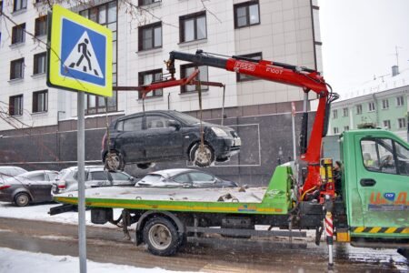 В Твери выявляют нарушителей правил парковки В Твери выявляют нарушителей правил парковки
