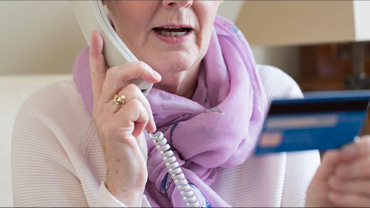 Пенсионерка из Твери заплатила мошенникам больше двух миллионов