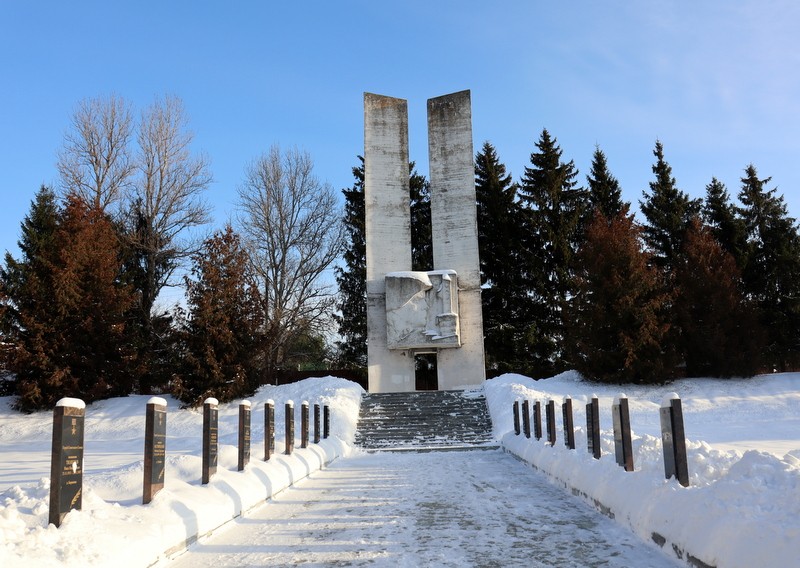 Игорь Руденя поздравил жителей Старицы с Днём освобождения города от немецко-фашистских захватчиков