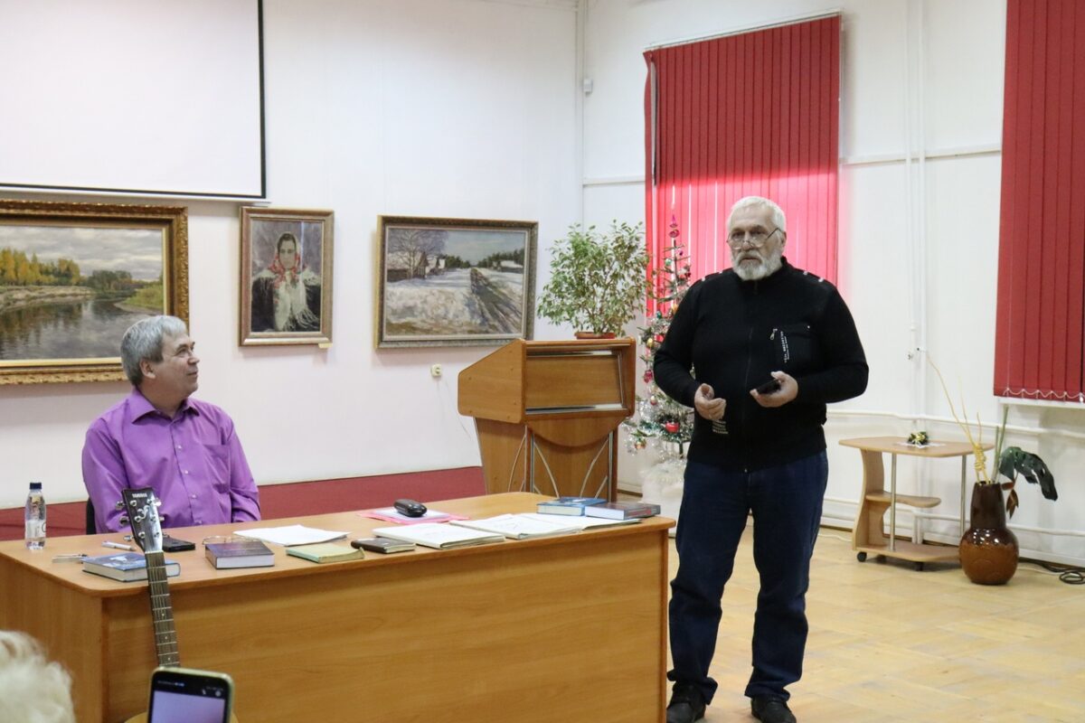 В Вышнем Волочке презентовали важную книгу о Владимире Соловьёве