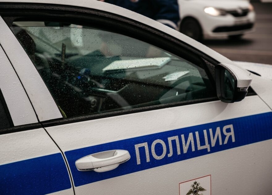 Житель Тверской области повредил автомобиль соперника из ревности Житель Тверской области повредил автомобиль соперника из ревности