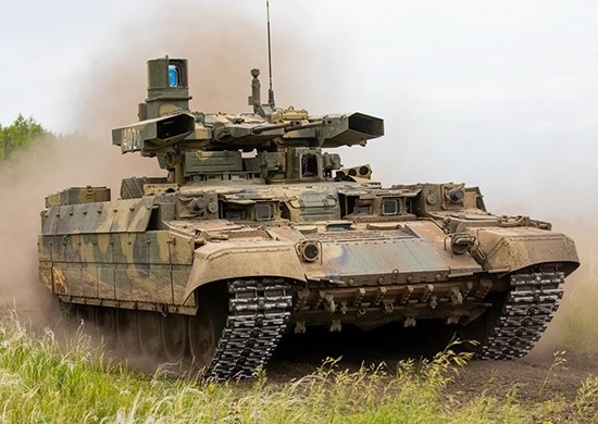 Оружие Победы: первый в мире «Терминатор» стоит на страже России