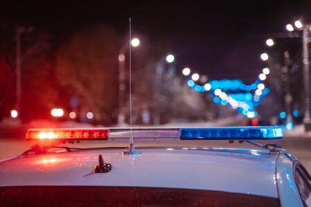 Водитель "Фольксвагена" сбил 17-летнюю девушку на зебре в Твери