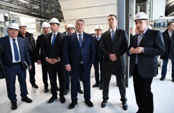 Дмитрий Патрушев и Игорь Руденя дали старт второй очереди завода по производству комбикормов Дмитрий Патрушев и Игорь Руденя дали старт второй очереди завода по производству комбикормов