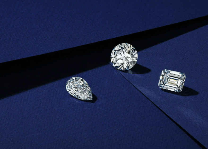 ВТБ запустил продажу инвестиционных бриллиантов без НДС 20%