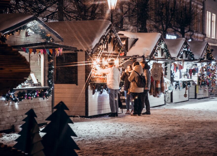 Россияне на 40% увеличили траты на подарки