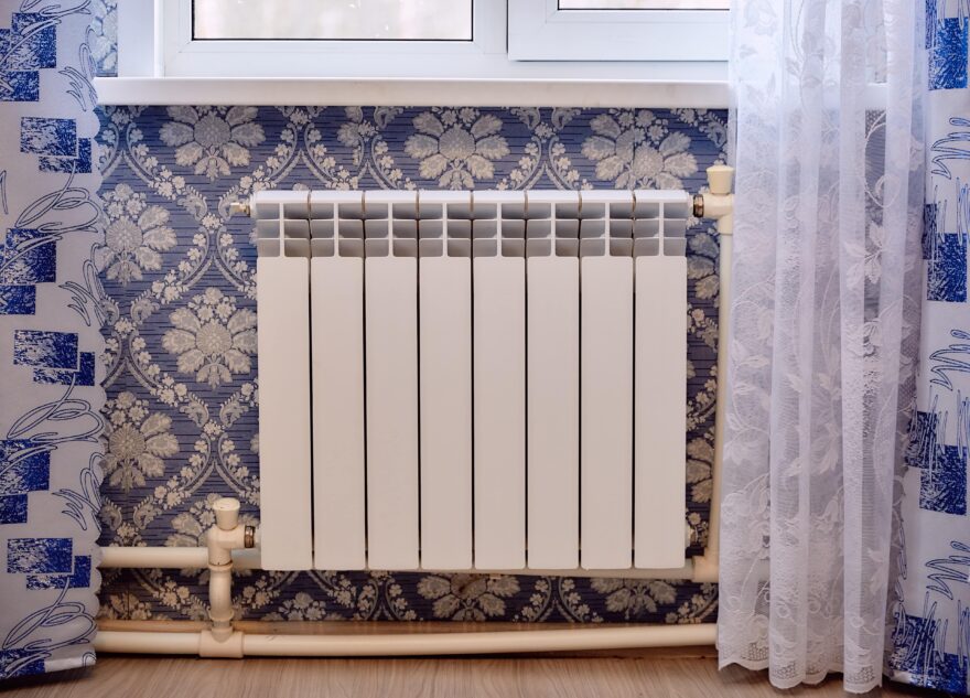 На улице Грибоедова в Твери завершаются работы по ремонту теплосетей