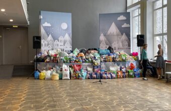 Жители Твери подарили добро приюту для бездомных животных