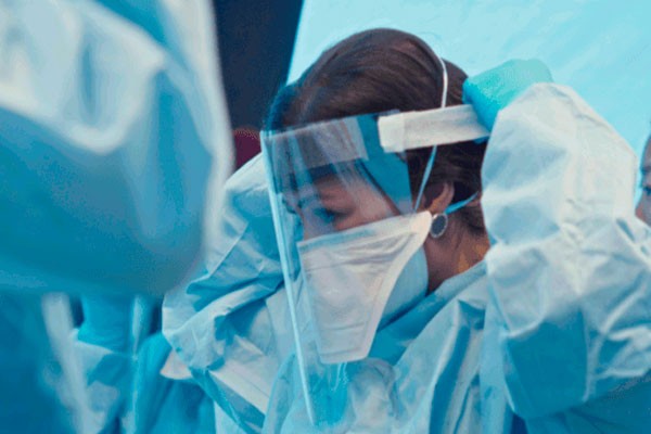 Коронавирус в Тверской области не ушёл вместе со старым годом