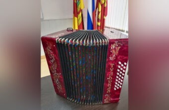 С песней — в бой: глава Ржевского округа по просьбе мобилизованного отправит ему гармонь С песней — в бой: глава Ржевского округа по просьбе мобилизованного отправит ему гармонь