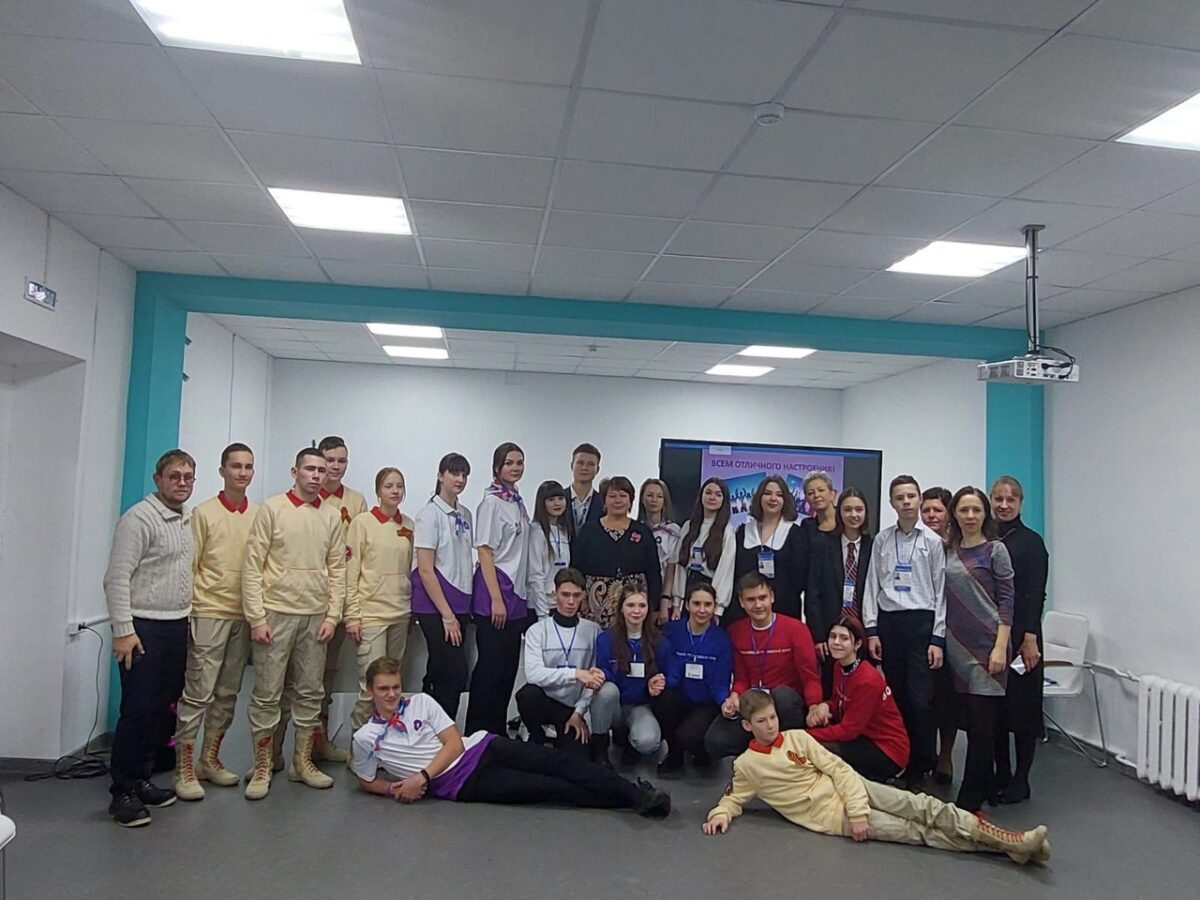 Глава округа Наталья Рощина провела день с вышневолоцкой молодёжью