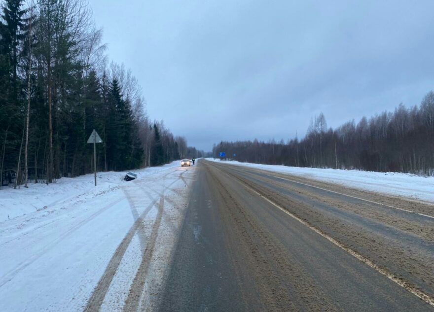 Легковушка в кювете: ДТП в Тверской области